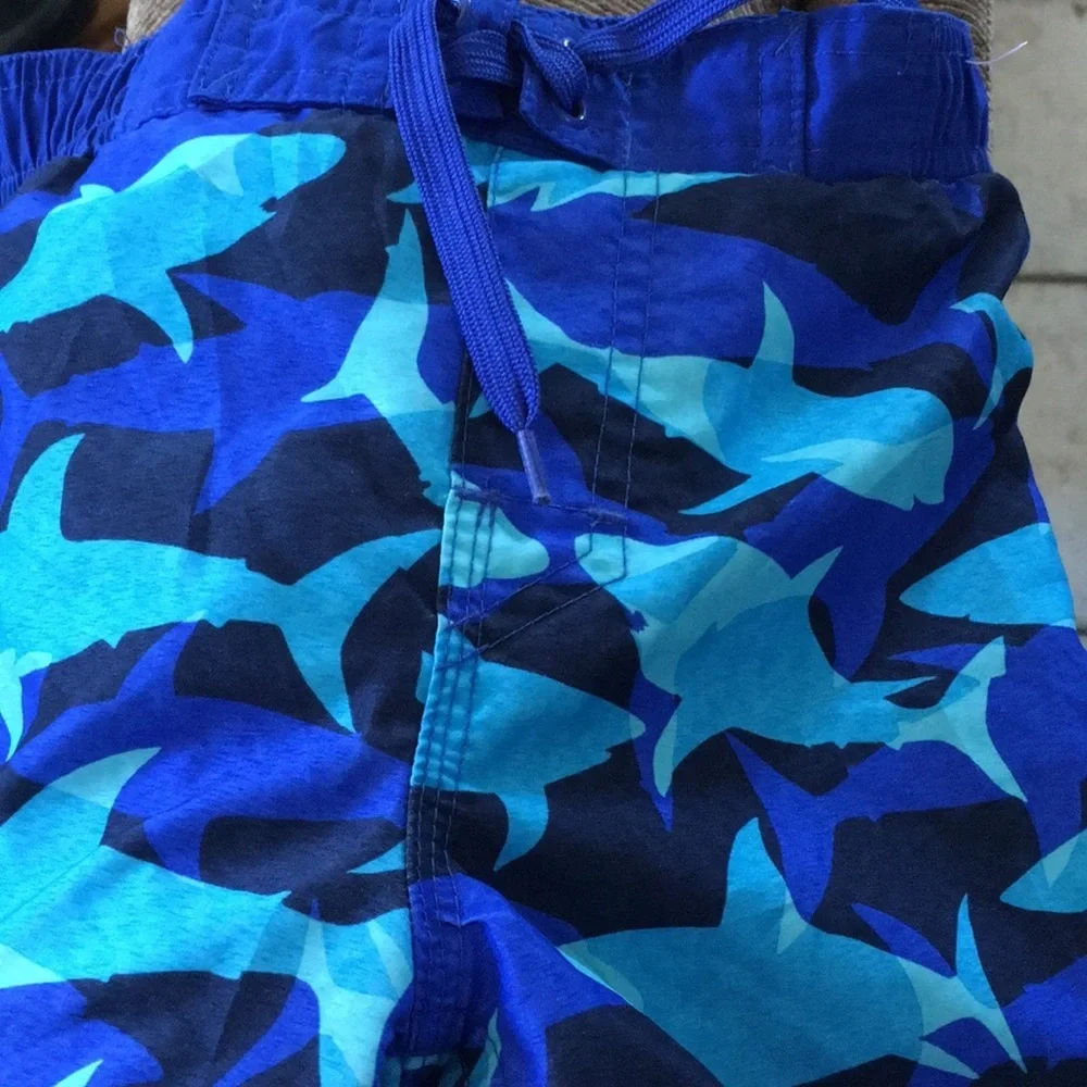 FINAL MARKDOWN Boys Arizona jeans swim trunks 5